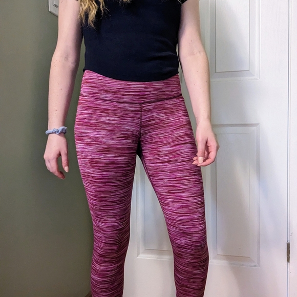 Old Navy Active Go-Dry Crop Pink Leggings | Size Small - Picture 6 of 9